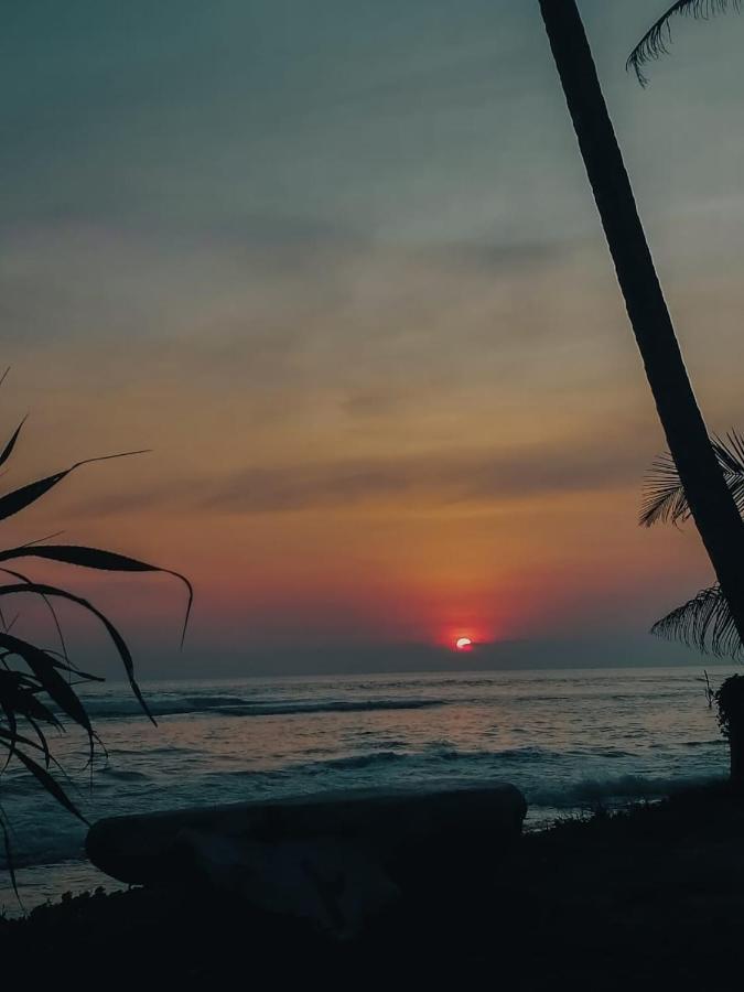 אהנגאמה Mermaid Beach מראה חיצוני תמונה